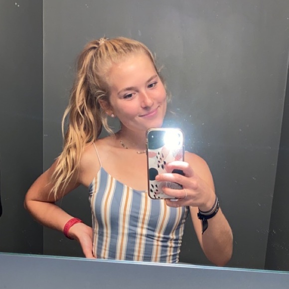 Meet your Posher, Mary - Picture 1 of 1